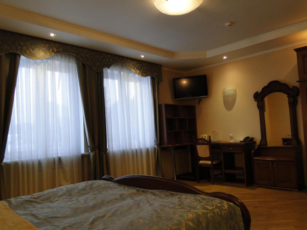 Hotel Red Stone Truskavets Habitación foto
