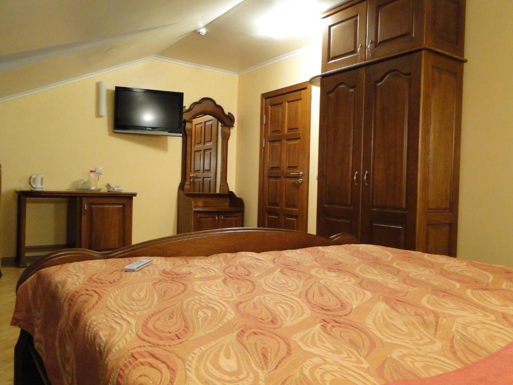 Hotel Red Stone Truskavets Habitación foto